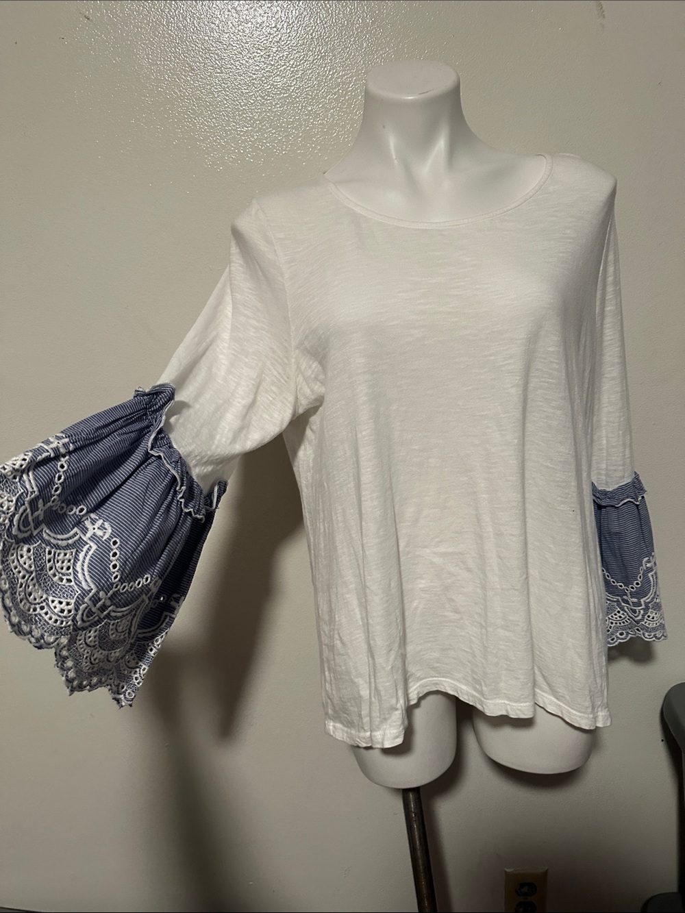 crown & ivy White Top with Blue Lace Bell Sleeves